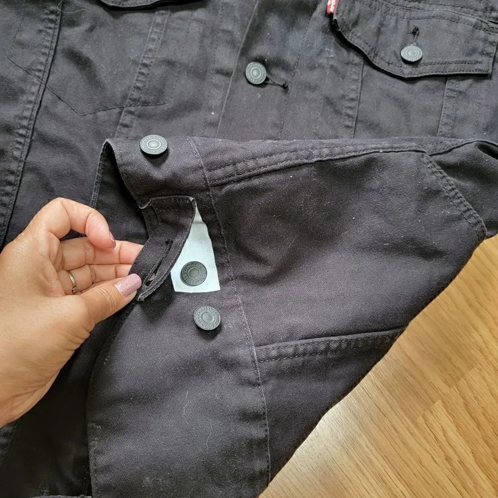 Levis levi men